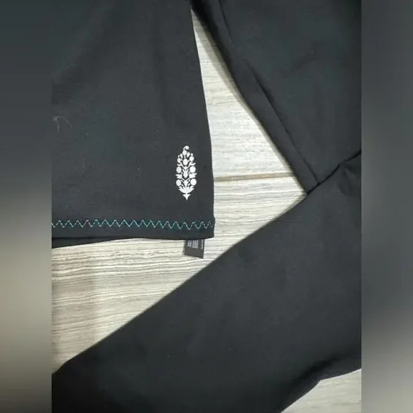 NWT Free People FP Movement Very Prairie Black Long Sleeve Athletic Top- Size L - Picture 7 of 9